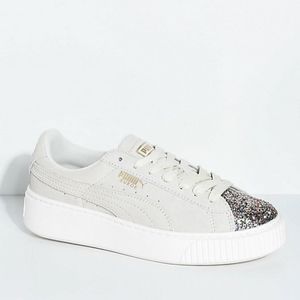 PUMA Suede Platform Crushed Gem Lo-Top Sneaker